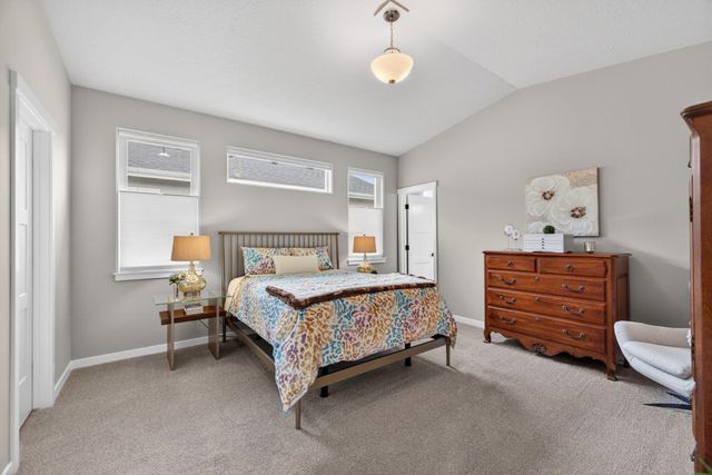 22730 E WELLINGTON Pkwy, Liberty Lake, WA 99019