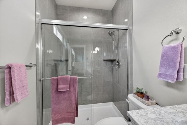 22730 E WELLINGTON Pkwy, Liberty Lake, WA 99019