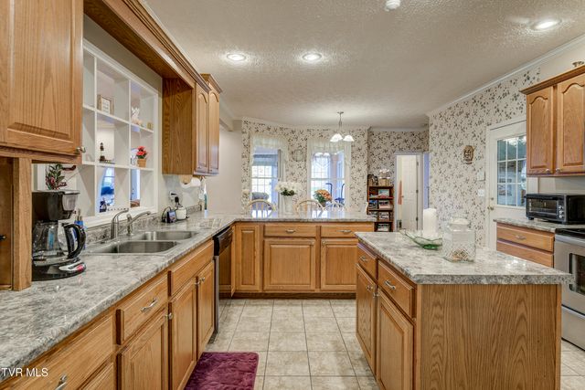 395 Old Mill Road, Blountville, TN 37617