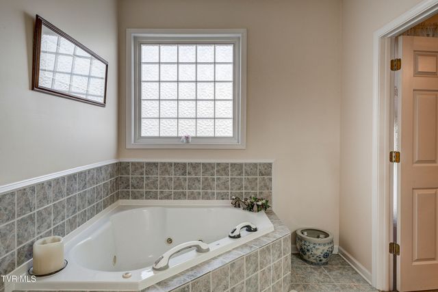 395 Old Mill Road, Blountville, TN 37617