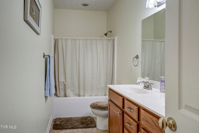 395 Old Mill Road, Blountville, TN 37617