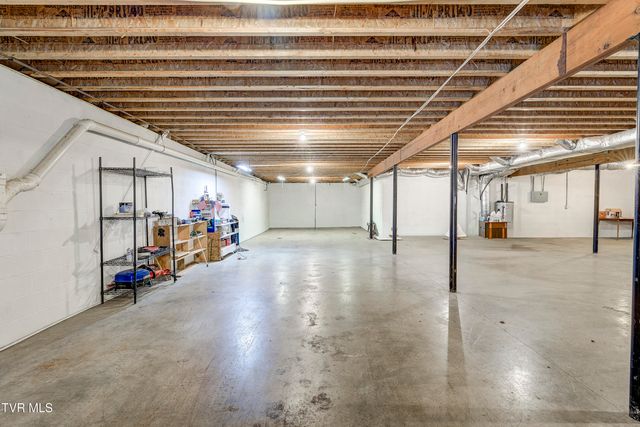 395 Old Mill Road, Blountville, TN 37617