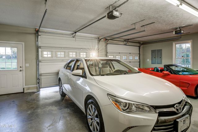 395 Old Mill Road, Blountville, TN 37617