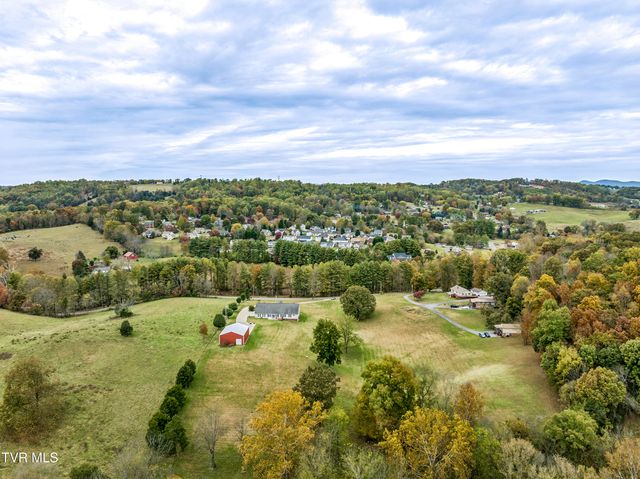 395 Old Mill Road, Blountville, TN 37617