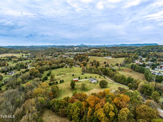 395 Old Mill Road, Blountville, TN 37617