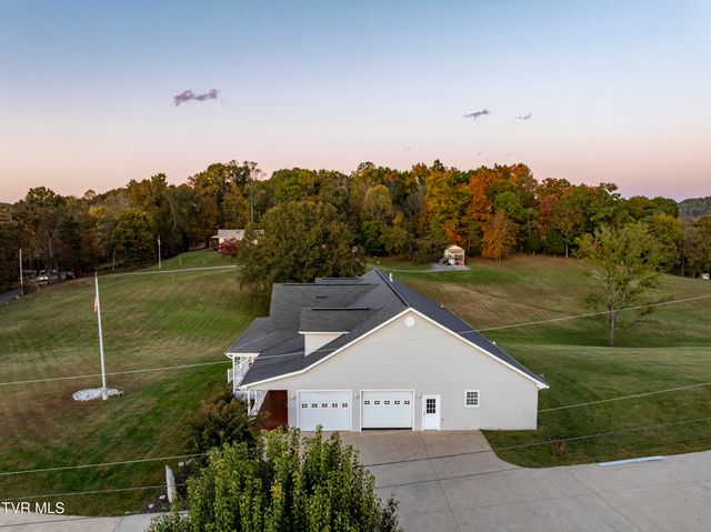 395 Old Mill Road, Blountville, TN 37617