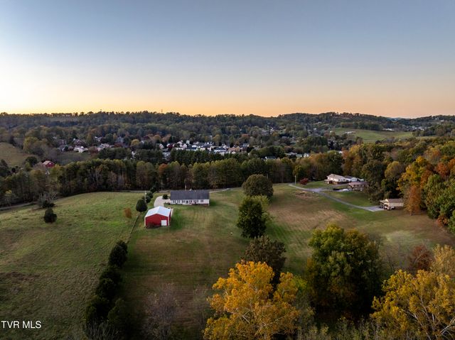 395 Old Mill Road, Blountville, TN 37617