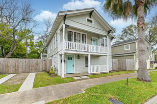 1715 30th Street, Galveston, TX 77550