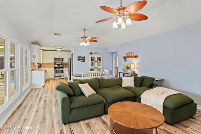 6116 Kiowa Street, Kiln, MS 39556