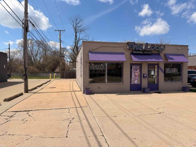 25835-25837 Jefferson Avenue, Saint Clair Shores, MI 48081