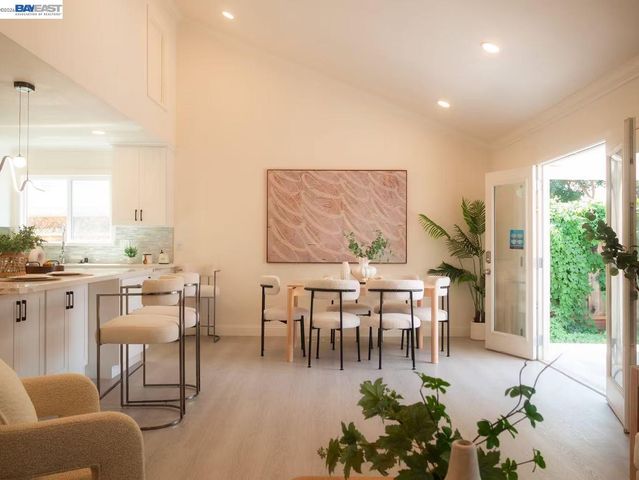 2521 Coconut Dr, San Jose, CA 95148