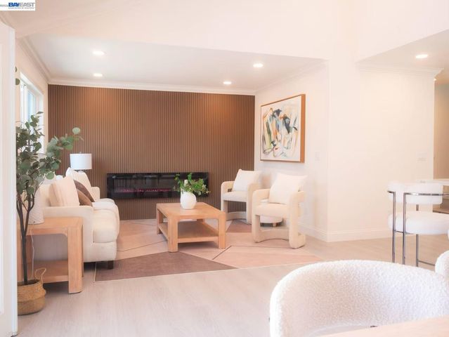 2521 Coconut Dr, San Jose, CA 95148