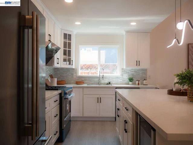 2521 Coconut Dr, San Jose, CA 95148