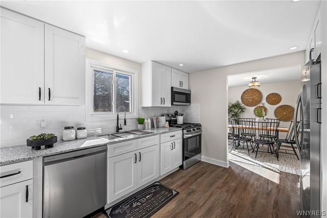 3925 Sharondale Drive, Hamburg, NY 14075