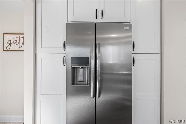 3925 Sharondale Drive, Hamburg, NY 14075