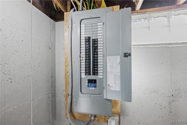 3925 Sharondale Drive, Hamburg, NY 14075