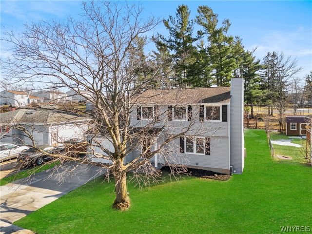 3925 Sharondale Drive, Hamburg, NY 14075