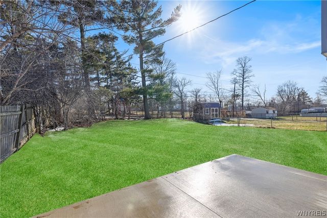 3925 Sharondale Drive, Hamburg, NY 14075