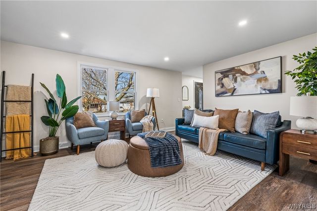 3925 Sharondale Drive, Hamburg, NY 14075