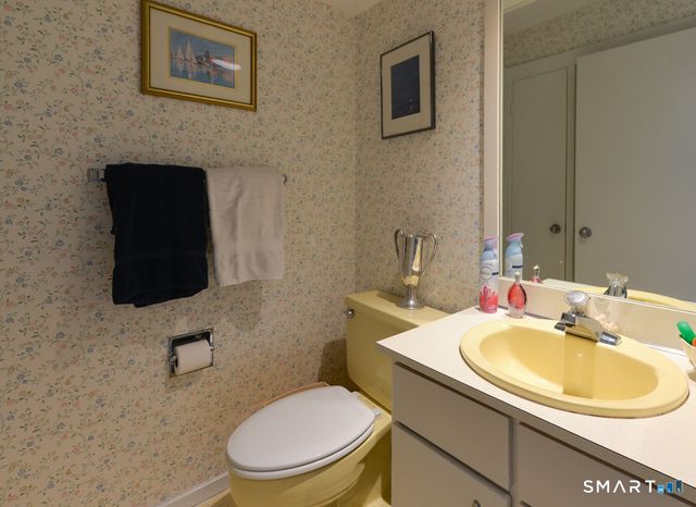 196 Heritage Village E, Southbury, CT 06488