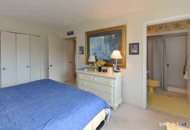 196 Heritage Village E, Southbury, CT 06488