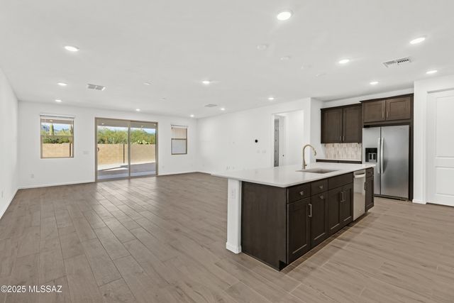 4511 W Tortolita View Circle, Marana, AZ 85658