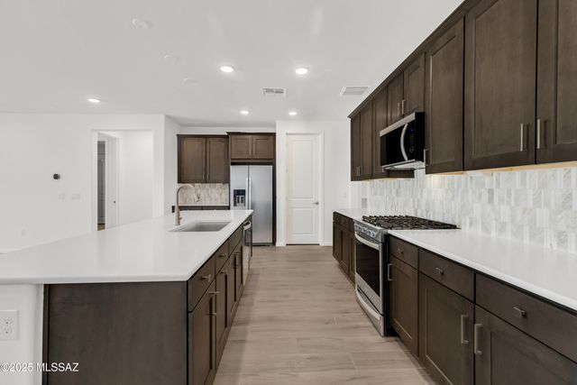 4511 W Tortolita View Circle, Marana, AZ 85658