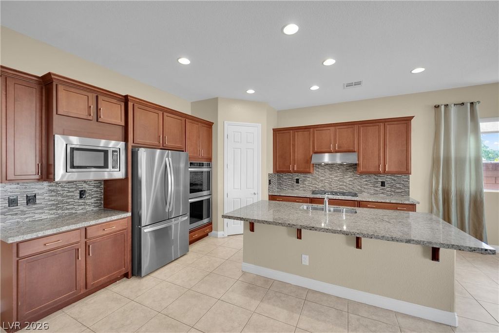 7596 Sweet Mist Avenue, Las Vegas, NV 89178 — photo 4