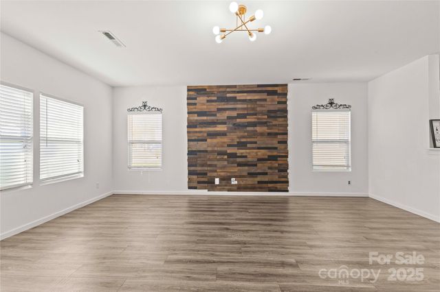 7323 Reece Valley Court, Charlotte, NC 28227