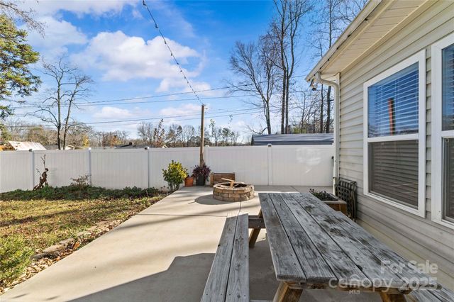 7323 Reece Valley Court, Charlotte, NC 28227