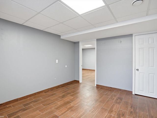 506 W Woodside Avenue, Madison Heights, MI 48071