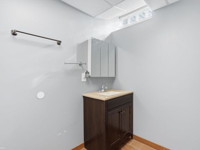 506 W Woodside Avenue, Madison Heights, MI 48071