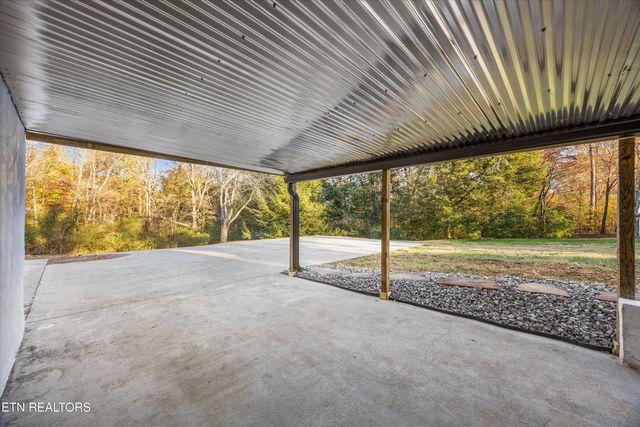 6960 Highway 70, Lenoir City, TN 37772