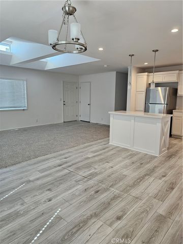 1560 Massachussetts Avenue 94, Riverside, CA 92570