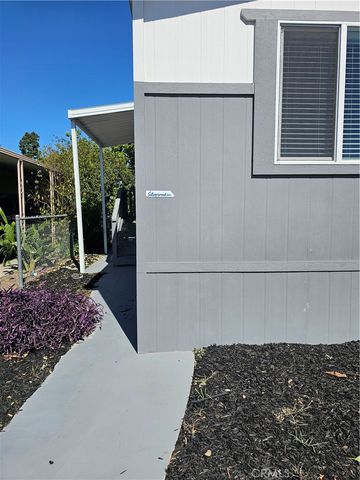 1560 Massachussetts Avenue 94, Riverside, CA 92570