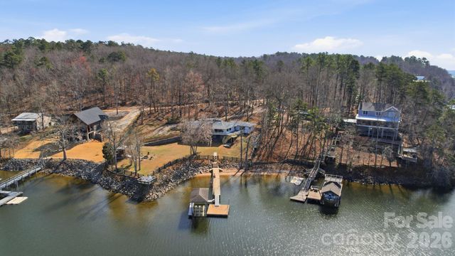 1777 Wild Turkey Road 23, Camden, SC 29020