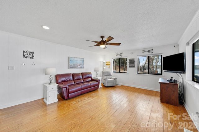 1777 Wild Turkey Road 23, Camden, SC 29020