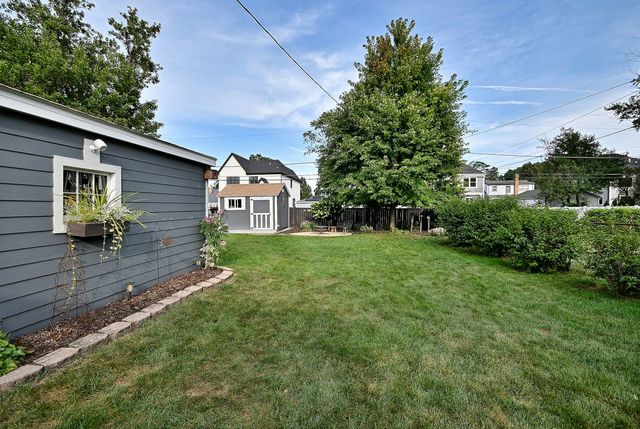 485 N Howard Avenue, Elmhurst, IL 60126
