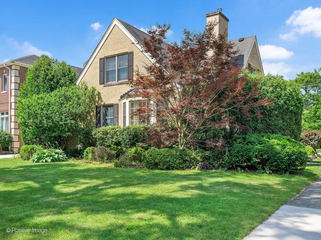 4200 HARVEY Avenue, Western Springs, IL 60558