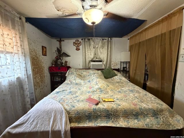 811 Allende, San Antonio, TX 78237