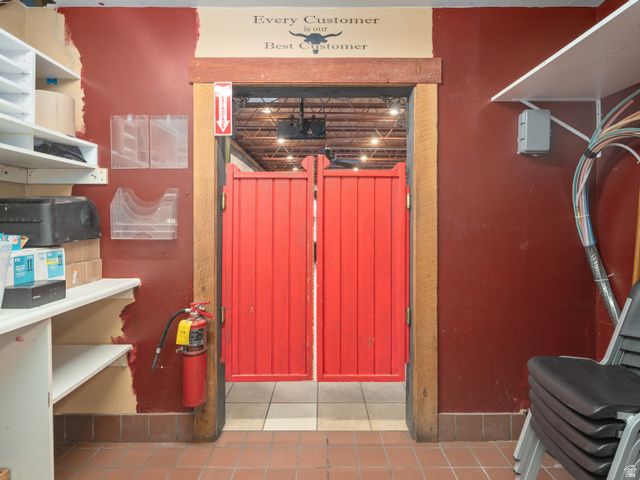 235 S 7400 E, Huntsville, UT 84317