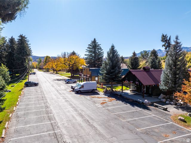 235 S 7400 E, Huntsville, UT 84317