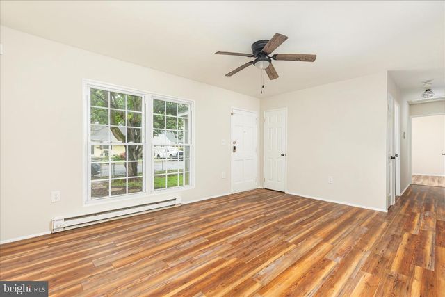 706 W 14TH STREET, Front Royal, VA 22630