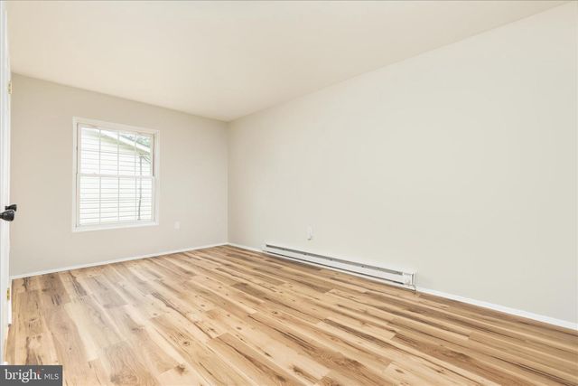 706 W 14TH STREET, Front Royal, VA 22630