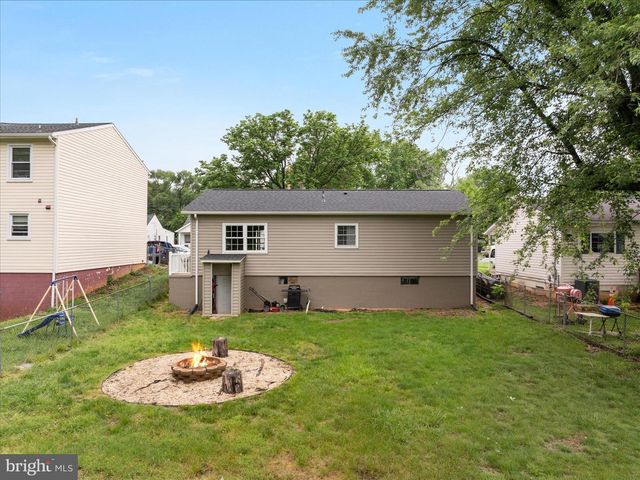 706 W 14TH STREET, Front Royal, VA 22630