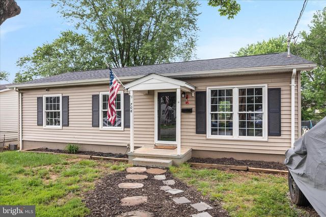 706 W 14TH STREET, Front Royal, VA 22630