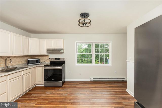 706 W 14TH STREET, Front Royal, VA 22630