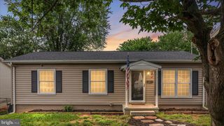 706 W 14TH STREET, Front Royal, VA 22630