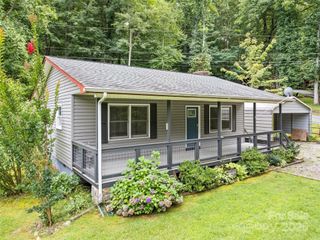 17 Forest Drive, Maggie Valley, NC 28751