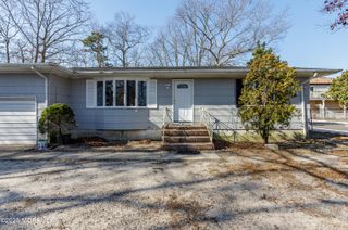 405 Adolphus Street, Forked River, NJ 08731